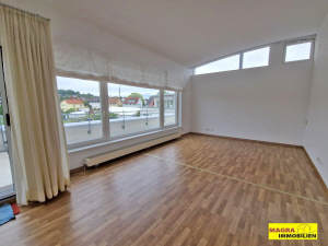 Schramberg-Sulgen / Extravagante Penthouse-Wohnung